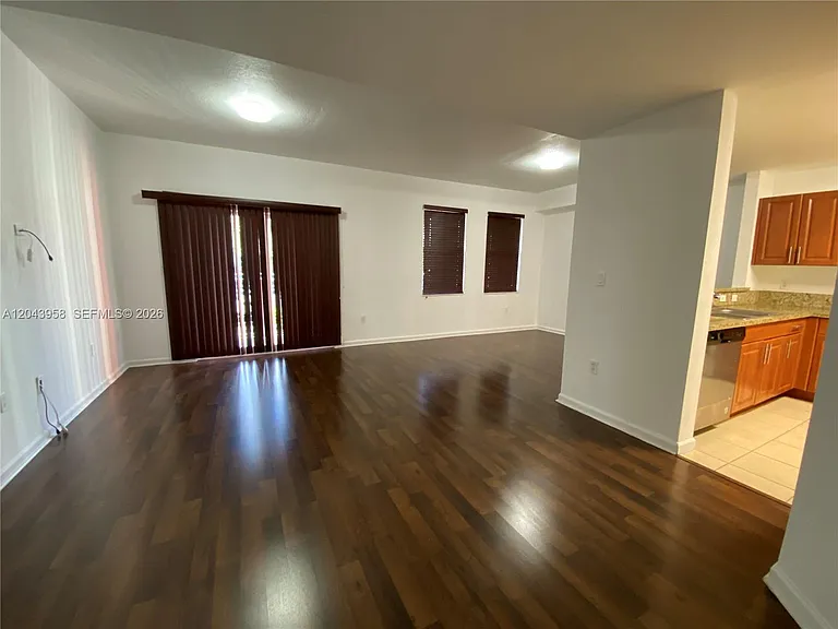 11202 NW 83rd St #106 — Photo 4
