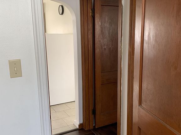5th image of 609-611 George St