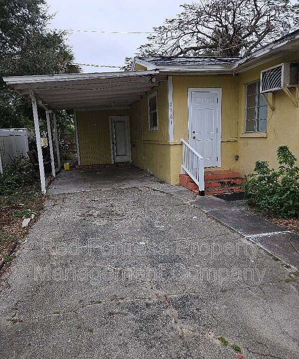 1st image of 2163 Stella St