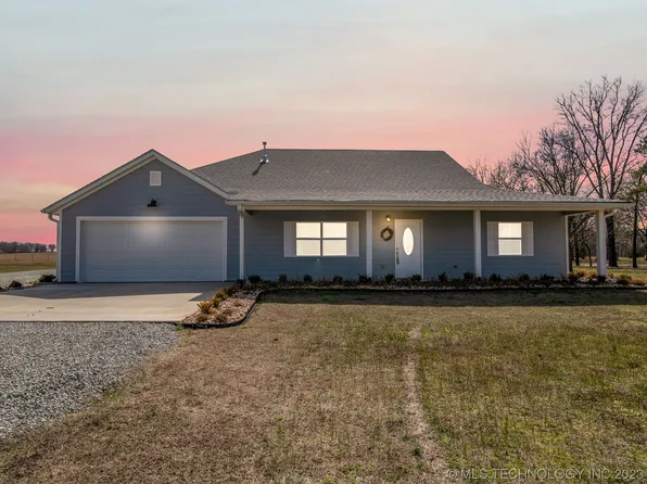 66205 E 120th Rd, Wyandotte, OK 74370