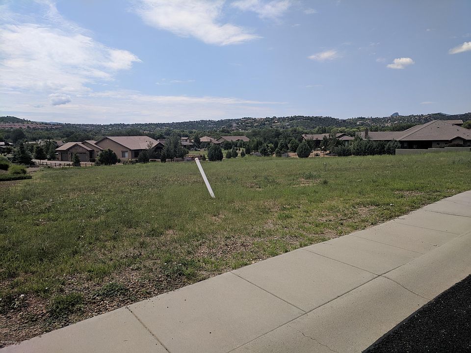 1st image of 3390 Clearwater Dr