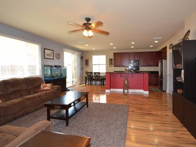 578 Homestead Ave, Lathrop, CA, 95330