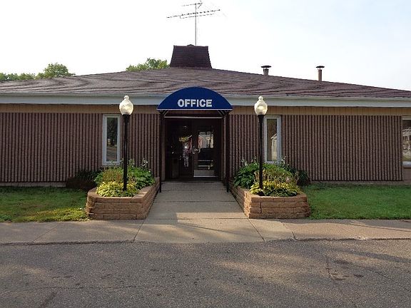 4th image of 214 Beach Dr