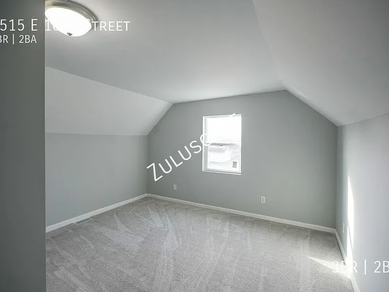 3515 E 10th St — Photo 15