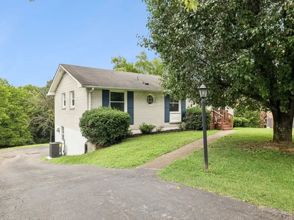 7054 Bonnavent Dr, Hermitage, TN 37076