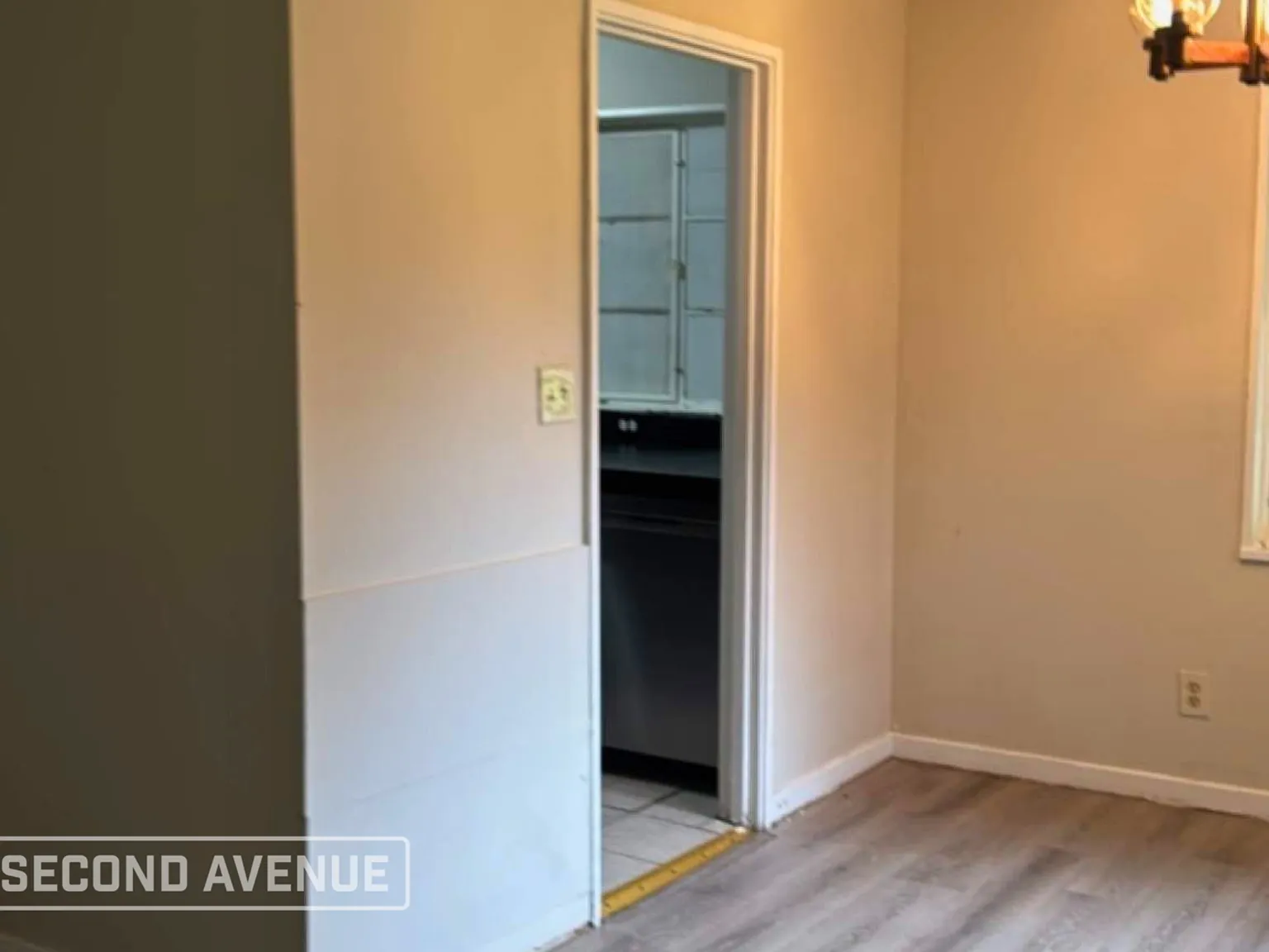 3 bed, 1.0 bath, 989 sqft, $845 — Photo 4