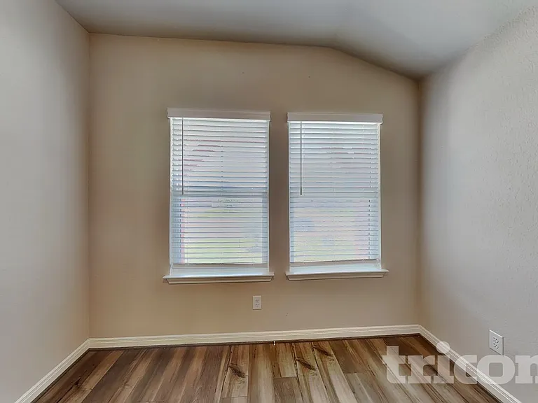 13543 Paxton Blvd — Photo 13