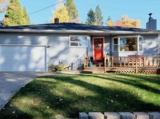 502 S B St, Mount Shasta, CA 96067