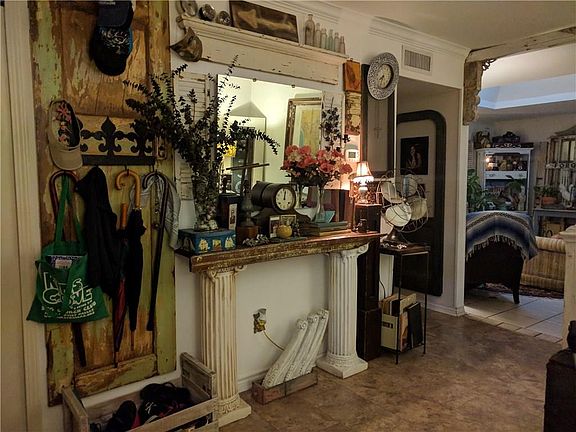 3rd image of 5418 Sundown Ln