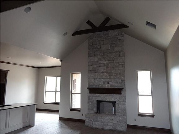 2nd image of 11424 Fairways Ave
