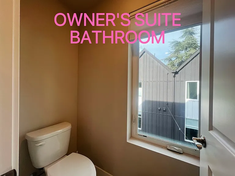 13339 Greenwood Ave N #D — Photo 6