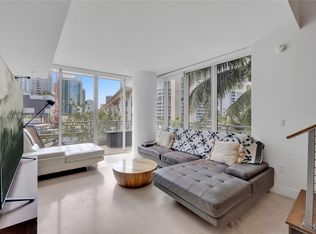 92 SW 3rd St APT 301, Miami, FL 33130