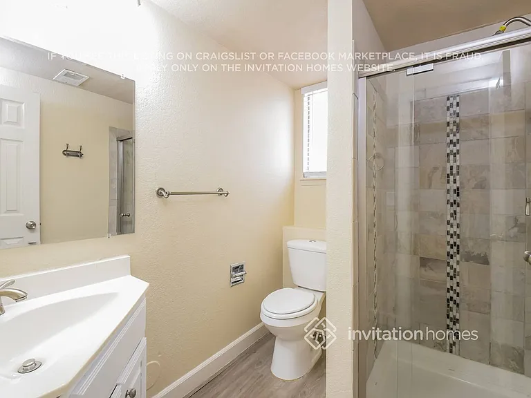 1154 W 132nd Pl — Photo 16