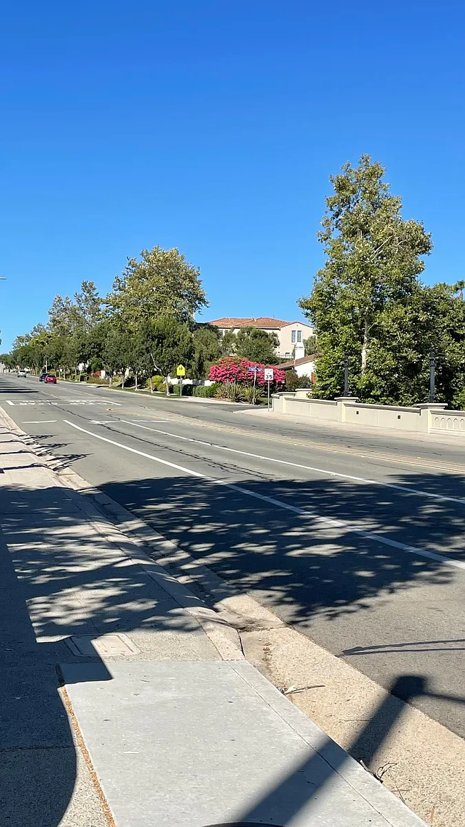 Bicycle trails off-road and on the road - 973 Yosemite Dr