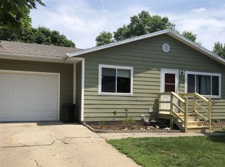 2408 Walnut St, Yankton, SD 57078
