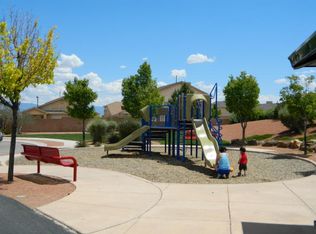 130 Solitude Ave SW, Los Lunas, NM 87031