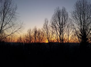 102 Old Toll Rd, Asheville, NC 28804