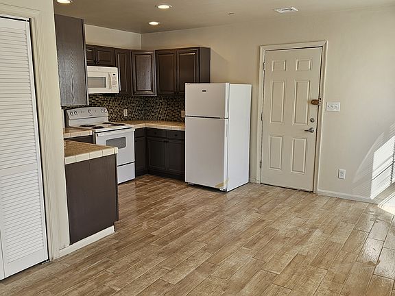4th image of 4835 Longshore Ave APT C