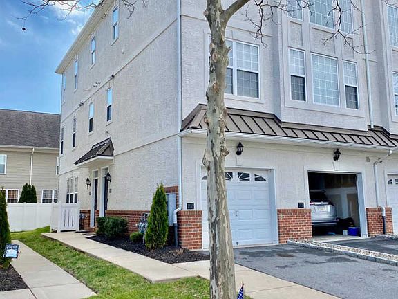 2nd image of 2110 Verona Dr