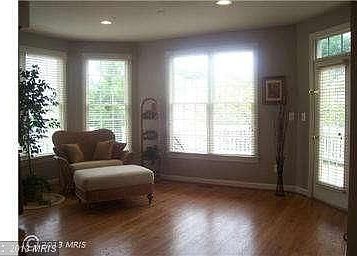 5th image of 10118 Farrcroft Dr