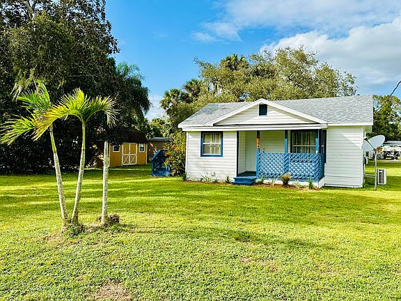 2nd image of 1104 SW 11th Street