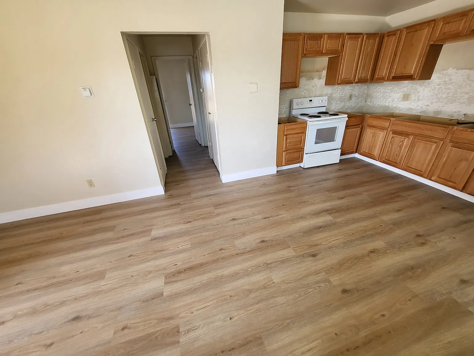 226 Soledad Street - 6 — Photo 3