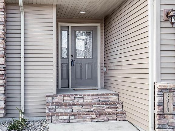 2nd image of 3018 2nd St E