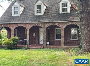 528 Valley Rd, Charlottesville, VA 22903