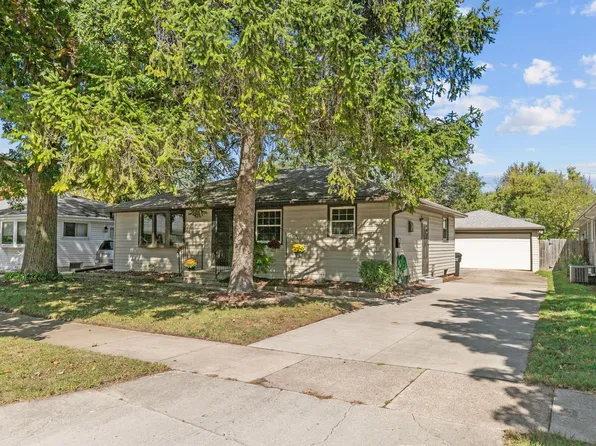 324 E Hoover Ave, Appleton, WI 54915