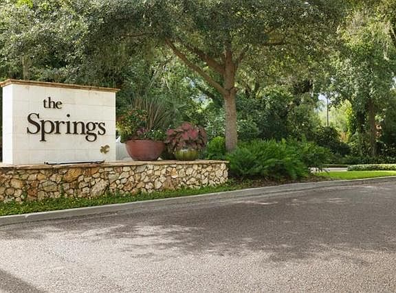 4th image of 259 Crown Oaks Way