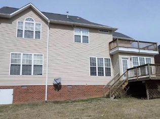 6378 Clubside Dr, Whitsett, NC 27377