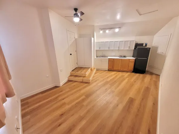 1550 Encino Dr, Escondido, CA 92025