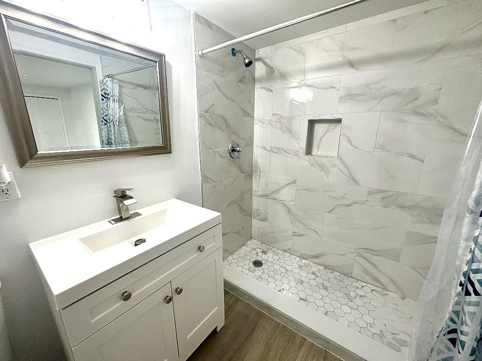 1st image of 3126 Buckley Avenue