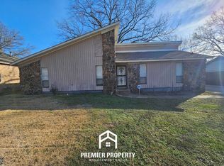 4092 Spring Hollow Dr, Memphis, TN 38115