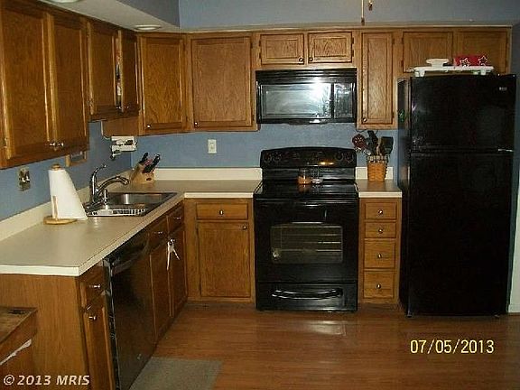 2nd image of 13100 Grand View Ct