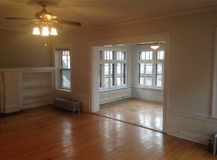 921 W Winona St APT 3, Chicago, IL 60640