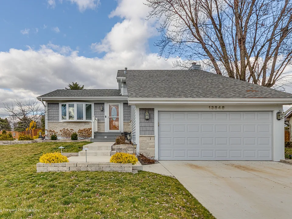 13848 W Rockbluff Way