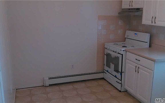3rd image of 1021 Cleveland St