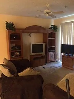 2 bed, 1113 sqft, $1,650 — Photo 4