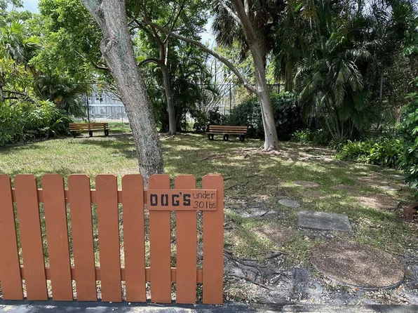 6944 NW 30 Avenue, Fort Lauderdale, FL 33309