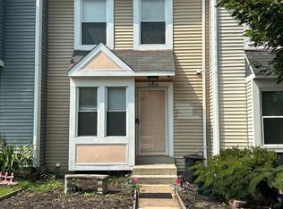 15346 Gatehouse Ter, Woodbridge, VA 22191