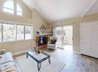 2922 Luciernaga St #101, Carlsbad, CA 92009