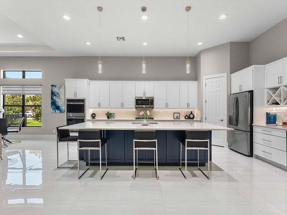 1st image of 12110 KALMAR Circle N
