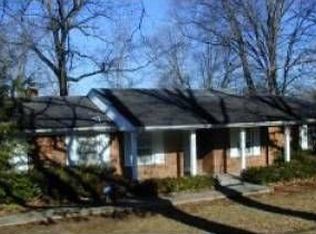 809 Swadley Rd, Johnson City, TN 37601