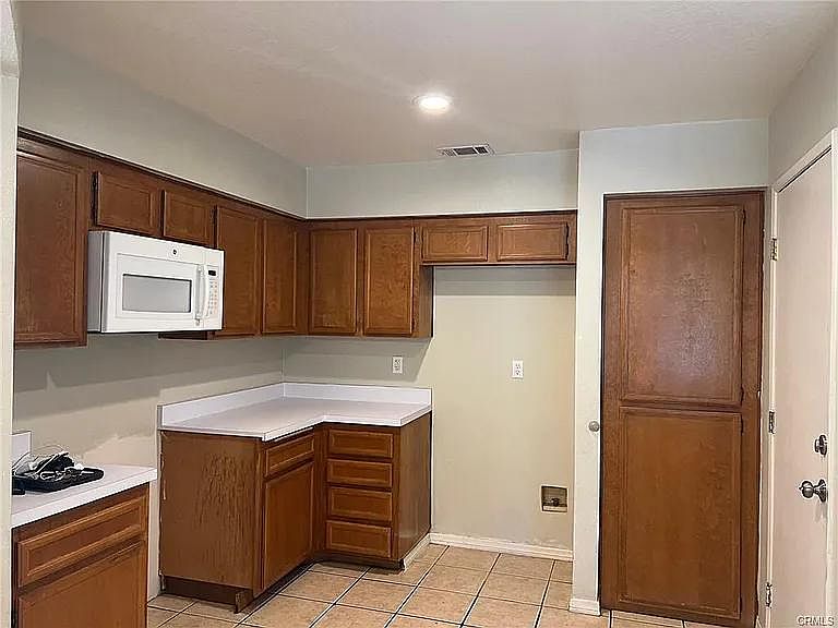 2nd image of 3711 Red Maple Pl