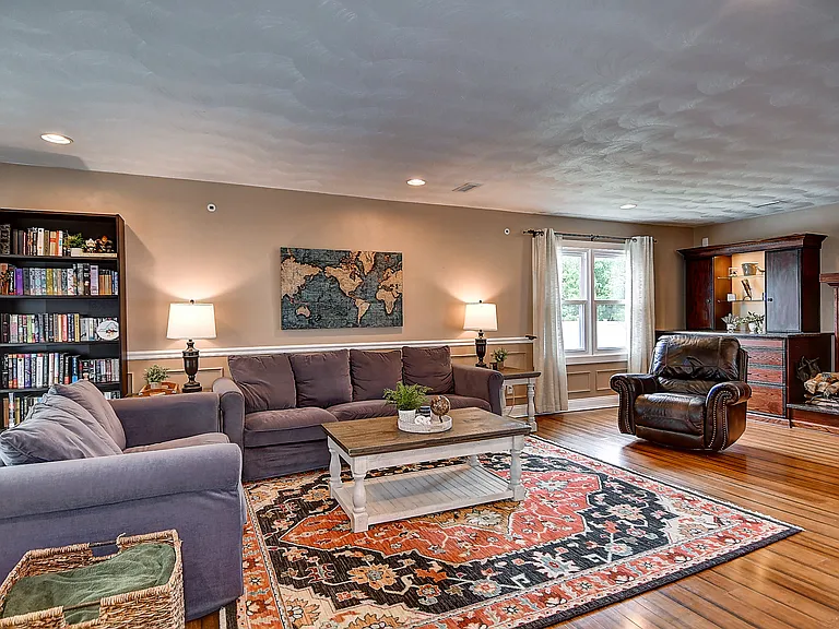 4744 Longmont Rd — Photo 21