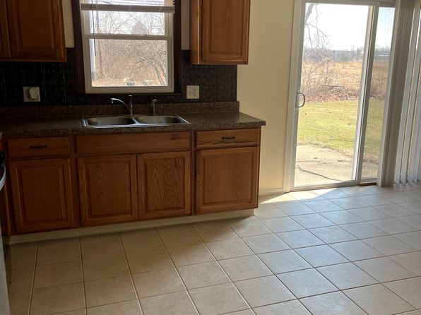 3720 Kaiser Ave NE #3720