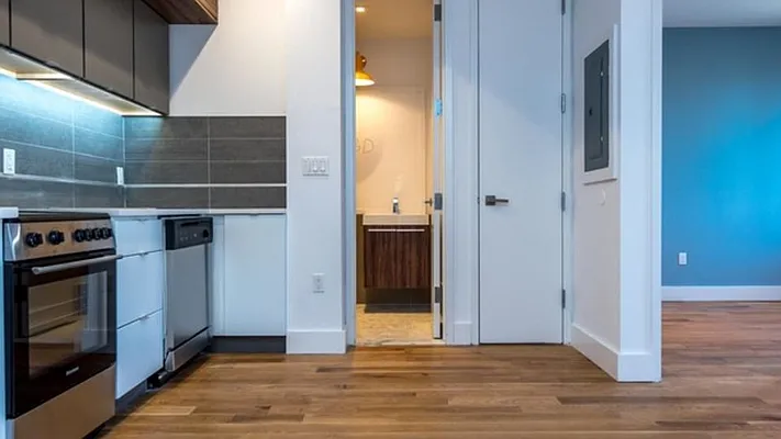 Rented by Nooklyn NYC LLC | media 18