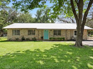 600 S Roswell St, Granger, TX 76530