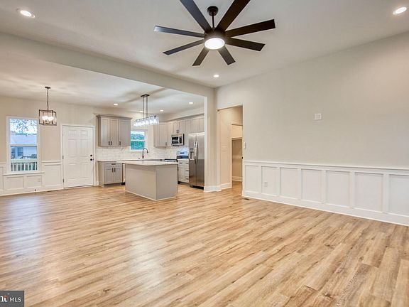 2nd image of 253 Shirley Ln